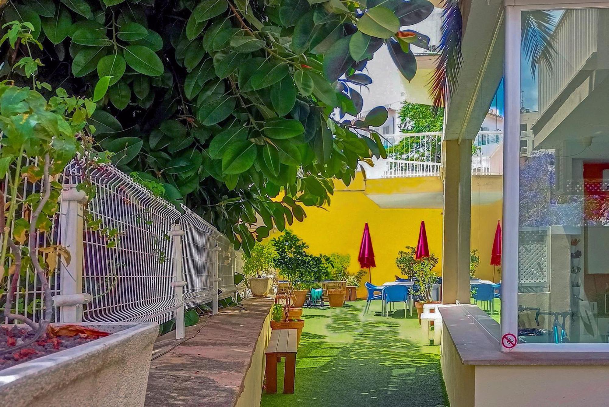 Palma Port Hostel - Albergue Juvenil Buitenkant foto